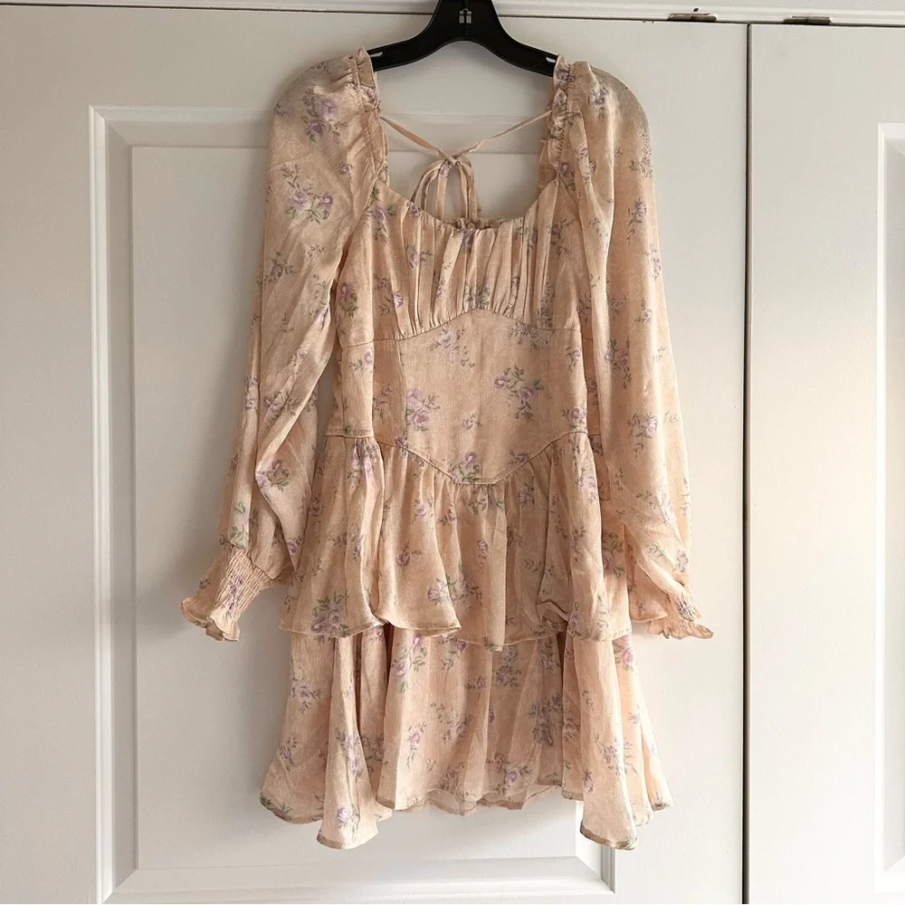 Francesca’s Molly Floral Tiered Long-Sleeve Mini Dress in Pink & Purple NWT